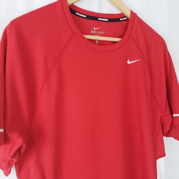 Nike Dri-Fit Short Sleeve Shirt - Picture 3 of 10
